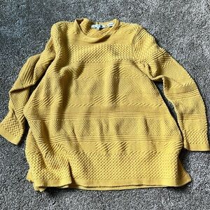 Women’s sweater